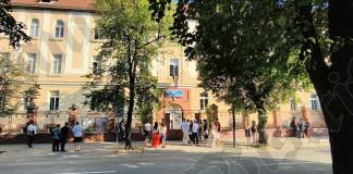 Doi elevi dați afară de la BAC! Pentru un altul, s-a chemat salvarea