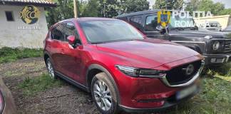 FOTO/VIDEO: Șase persoane arestate pentru 30 de zile în dosarul cu mașinile de lux furate și vândute! 17 autoturisme de 900.000 de euro, ridicate!