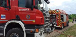 UNIREA: Incendiu într-un apartament situat la etajul trei. O persoană evacuată, cu plagă la picior