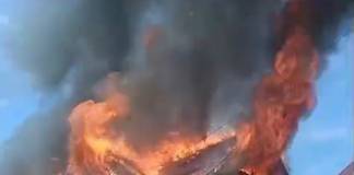 VIDEO – Incendiu la o casă din cartierul Viișoara