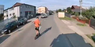 VIDEO – TERIBILISM! Un tânăr cu trotineta, într-o depășire la limită a unui TIR, pe centura Bistriței