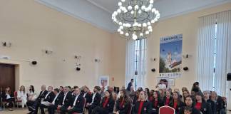 FOTO/VIDEO: Jucătoarele și staff-ul CS Gloria Bistrița, recompensați pentru performanțele istorice din handbalul feminin