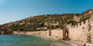 De ce Riviera Turcească rămâne una dintre cele mai bune idei pentru vacanța de vară