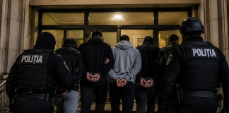 Toți cei cinci bărbați care au vrut să jefuiască o autoutilitară, trimiși 30 de zile după gratii