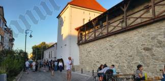 FOTO/VIDEO: Miracolul de lumină de la Turnul Dogarilor. Istorie, senzori și video mapping. „O lucrare unică. Nu poate fi reprodusă pe o altă clădire”