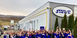 NOI locuri de muncă, la Electroplast, STEWO Năsăud și Amicii Building: Se caută asistent manager, tâmplar, project manager junior
