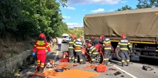 FOTO/VIDEO- Mașină cu bistrițeni, implicată în accidentul cu trei morți din județul Mureș