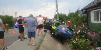 Accident la Șieu-Măgheruș: mașină intrată într-un cap de pod!