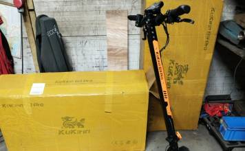 BISTRIȚA: I-au furat trotineta electrică, la pachet cu bicicleta de care era legată