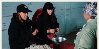 Doi bistrițeni și-au testat limitele la Asia Express – Drumul Mătăsii! Emisiunea începe astăzi
