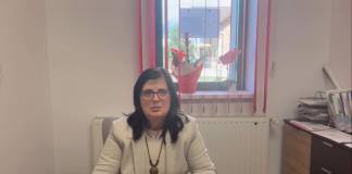 SCANDAL la școala din Dumitra, după ce mai multe clase au fost reorganizate, iar 50 de copii trebuie să facă naveta din Tărpiu și Cepari