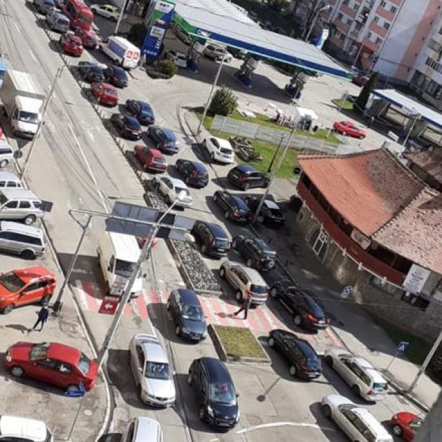 Ioan Turc vrea ca traficul din oraș să fie pus la punct de o „comisie de circulație” Ioan Turc vrea ca traficul din oraș să fie pus la punct de o „comisie de circulație”